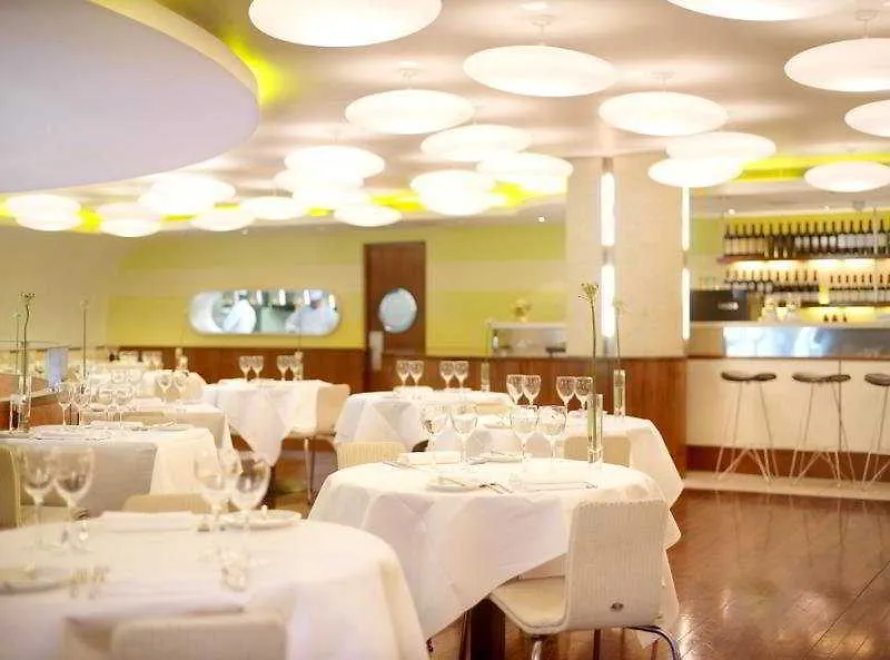 The Fitzwilliam Hotel Dublin 5*,